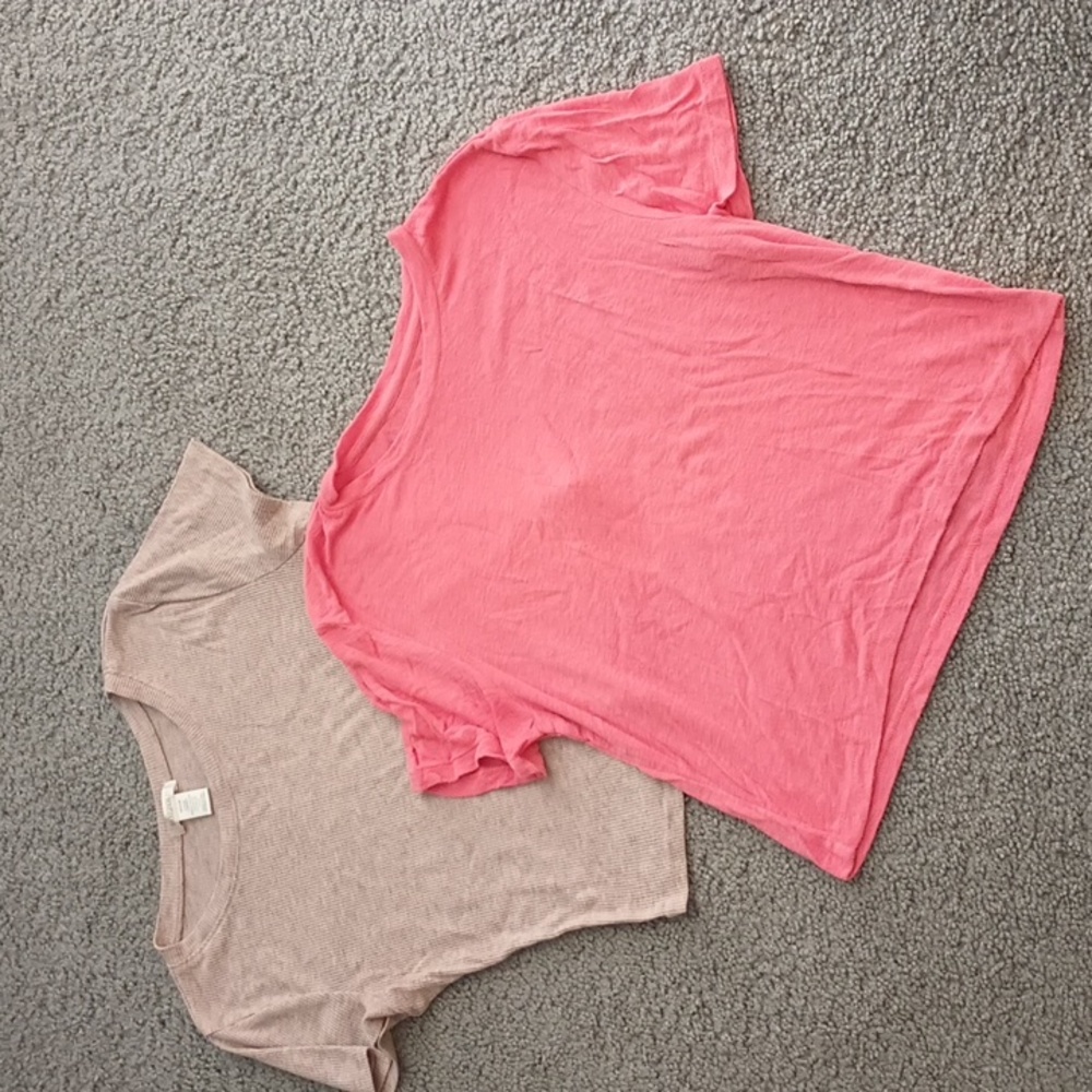 Bundle of American Eagle cropped tees